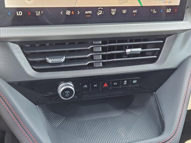 new 2025 Ford Explorer car, priced at $40,690
