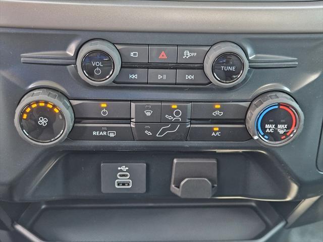 new 2025 Ford F-150 car, priced at $42,197