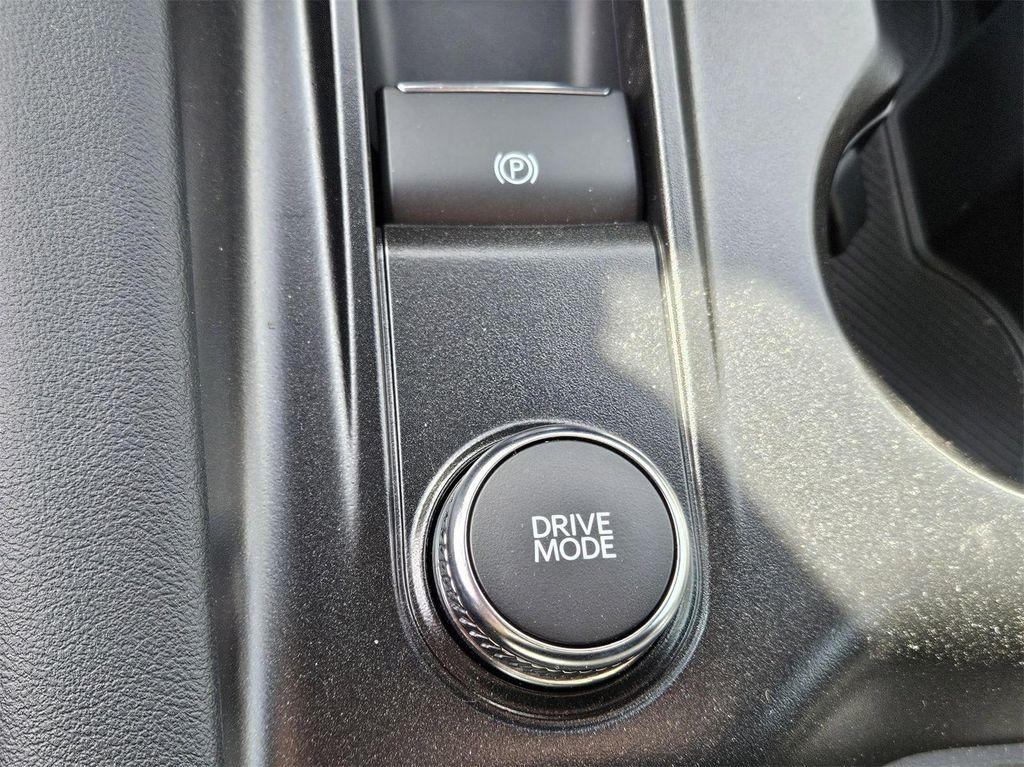 new 2025 Ford Explorer car, priced at $44,345