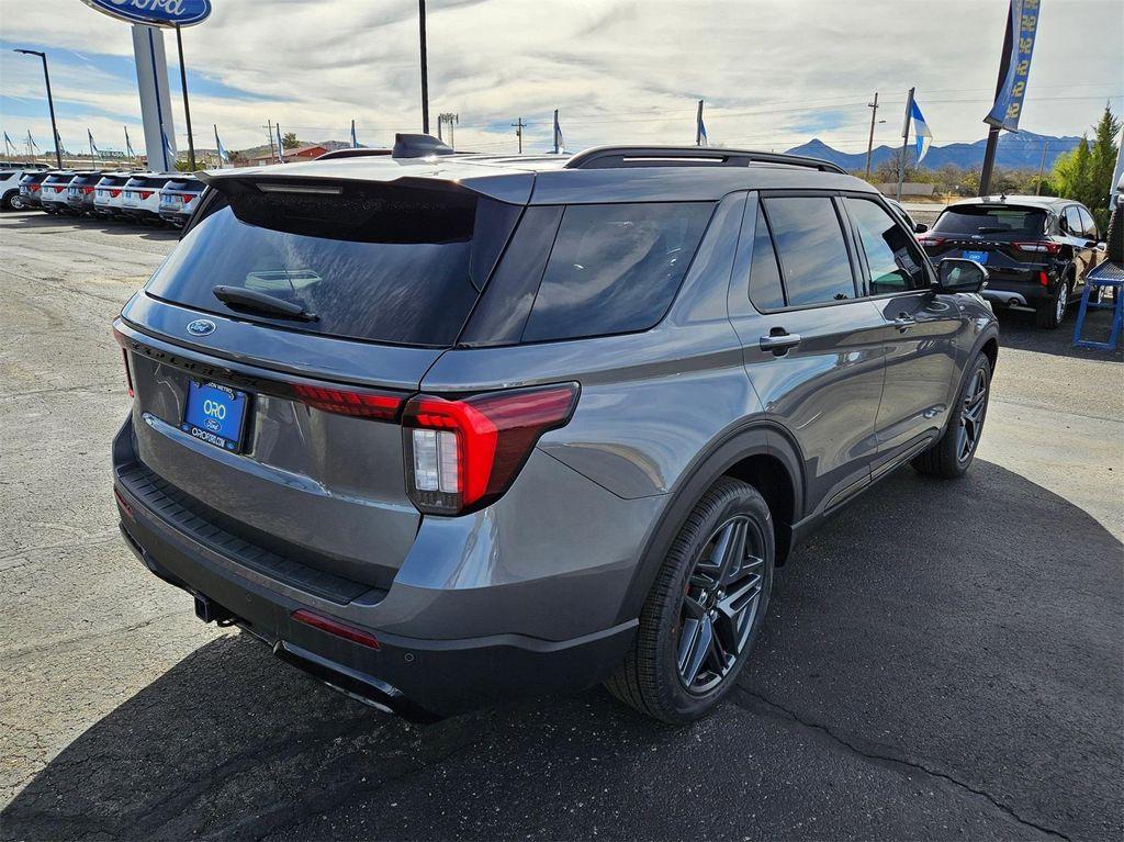 new 2025 Ford Explorer car, priced at $44,345