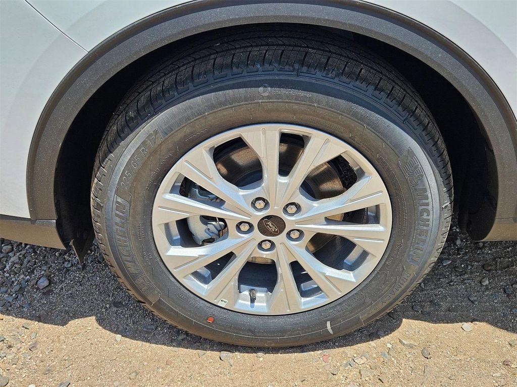 new 2025 Ford Escape car, priced at $25,480