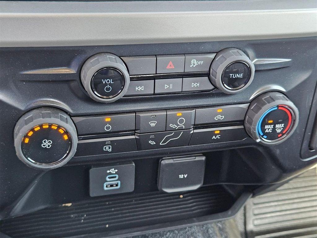 new 2025 Ford F-350 car, priced at $61,920