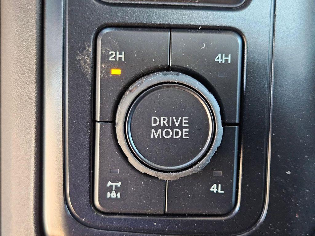 new 2025 Ford F-350 car, priced at $61,920