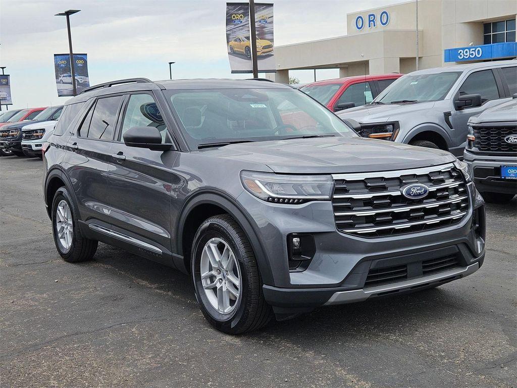 new 2025 Ford Explorer car, priced at $39,765