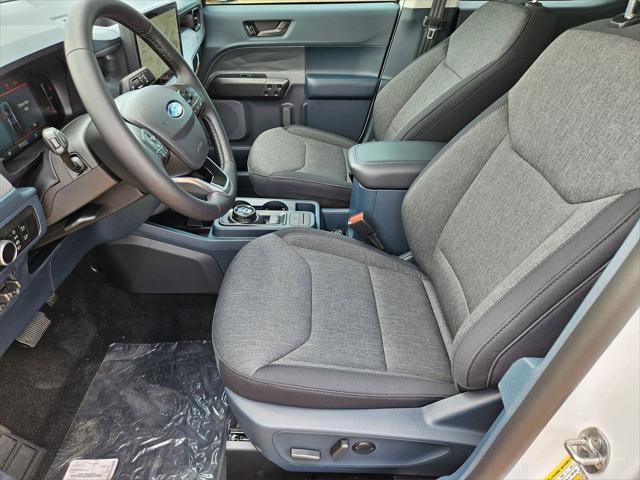 new 2025 Ford Maverick car, priced at $33,982
