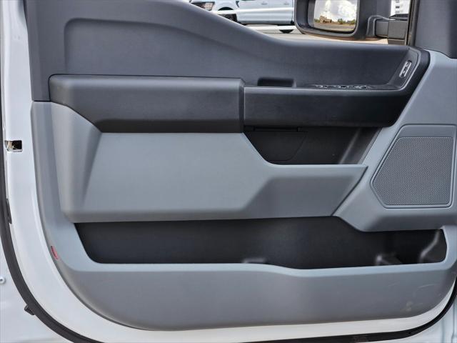 new 2025 Ford F-250 car, priced at $51,430