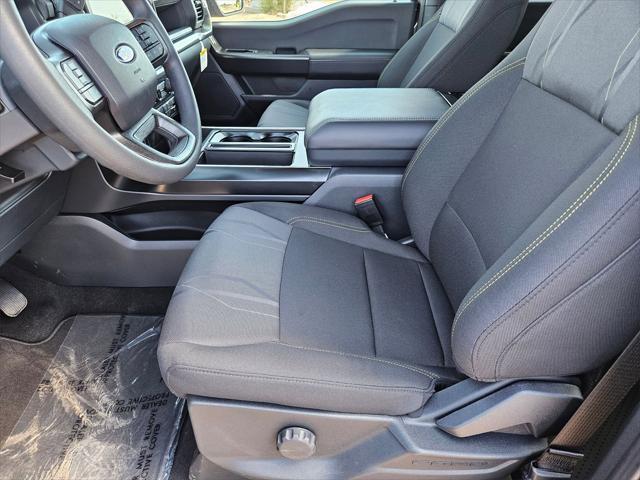 new 2025 Ford F-150 car, priced at $45,629