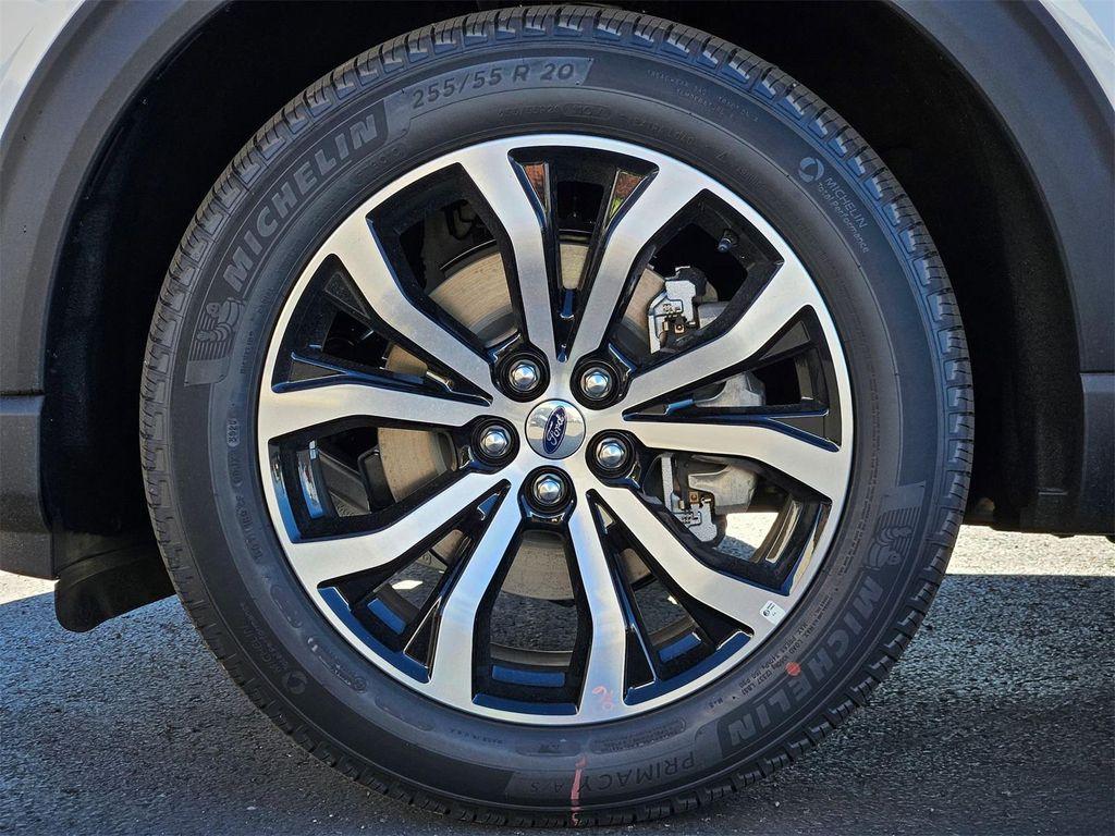 new 2025 Ford Explorer car, priced at $42,870