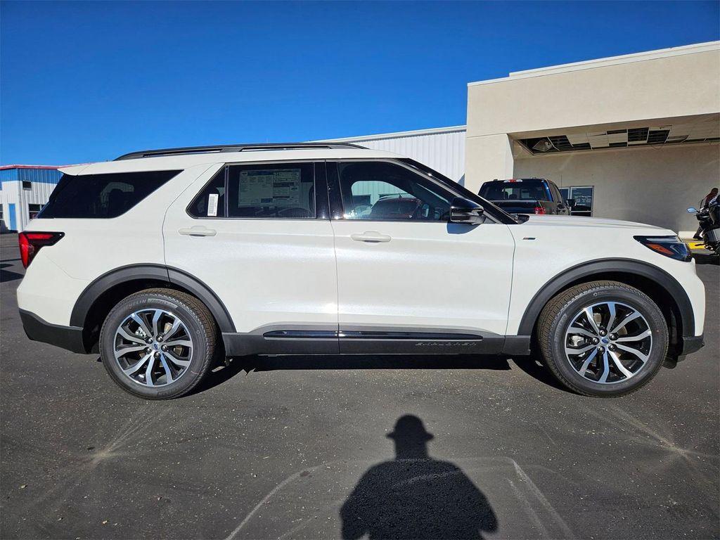 new 2025 Ford Explorer car, priced at $42,870
