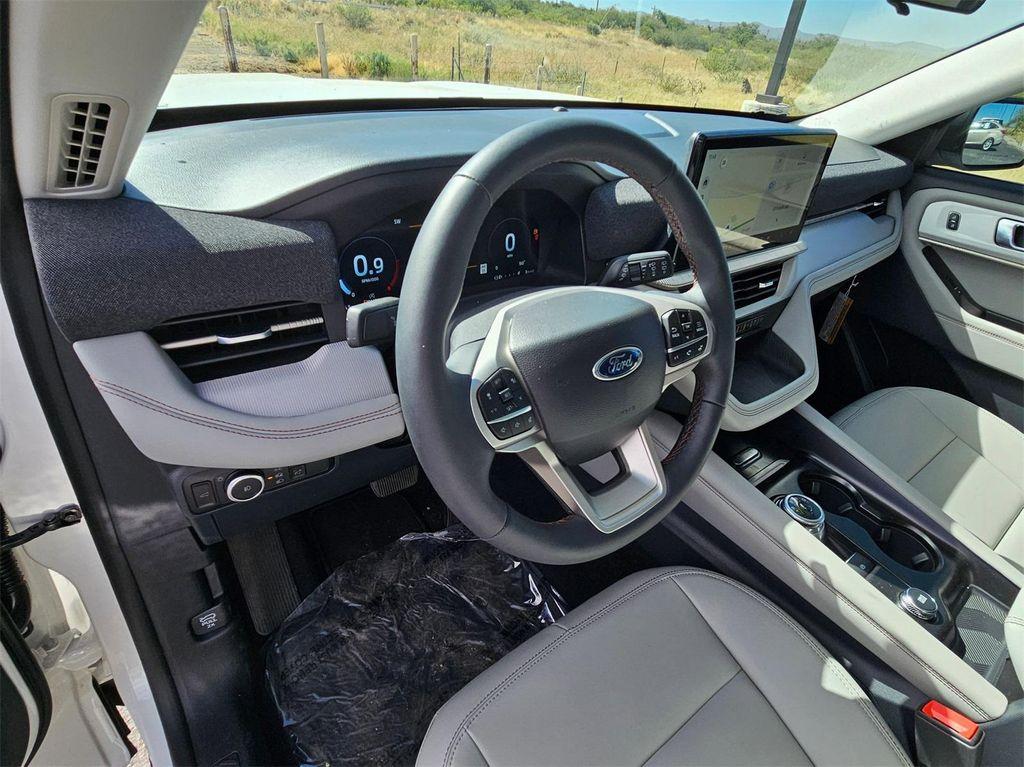 new 2025 Ford Explorer car, priced at $39,505