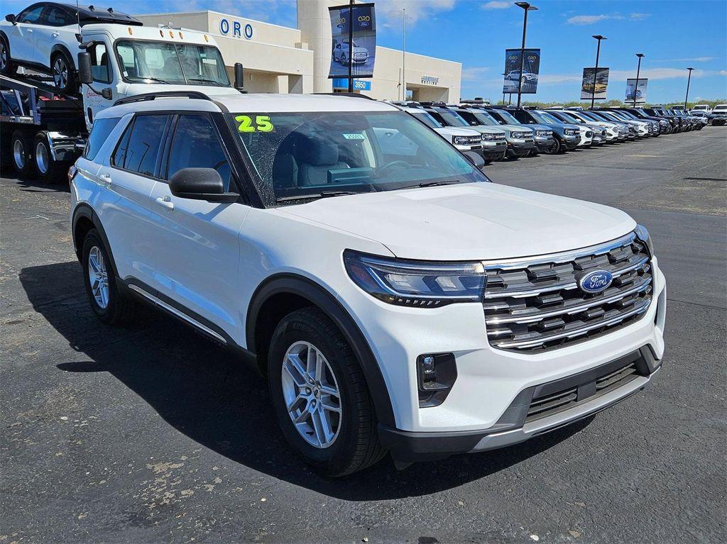 new 2025 Ford Explorer car, priced at $39,505