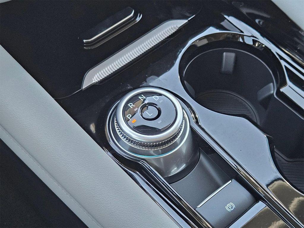 new 2025 Ford Explorer car, priced at $55,740