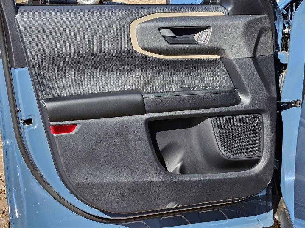 new 2025 Ford Bronco Sport car, priced at $33,000
