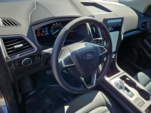 new 2024 Ford Edge car, priced at $33,010