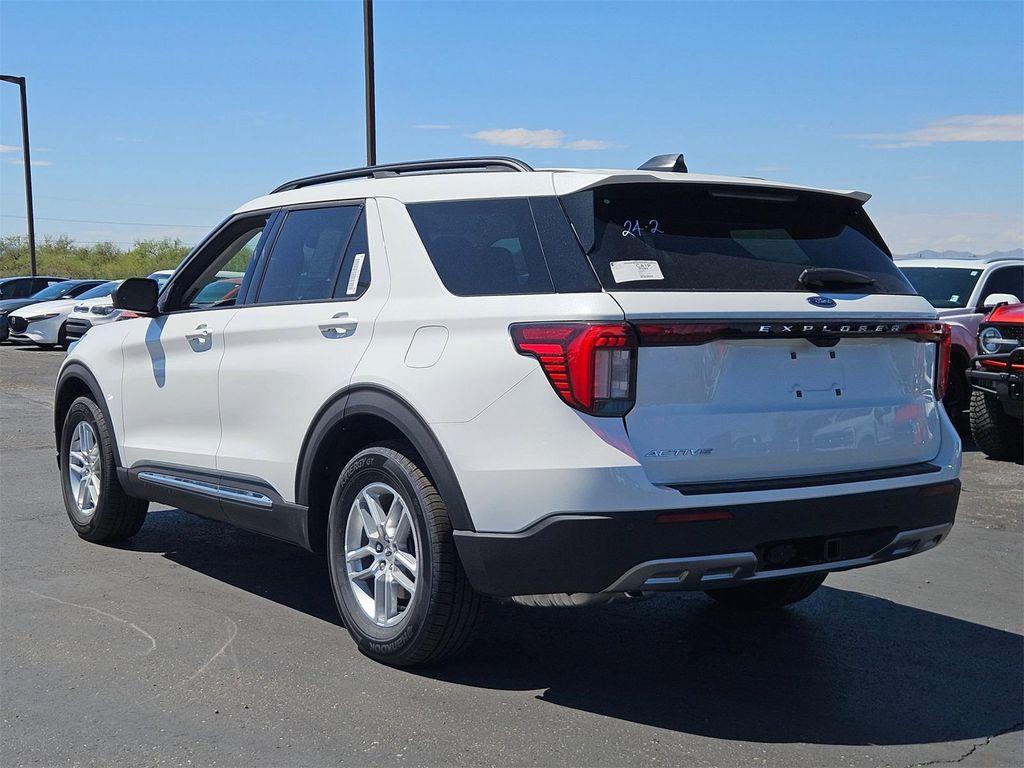 new 2025 Ford Explorer car, priced at $40,060