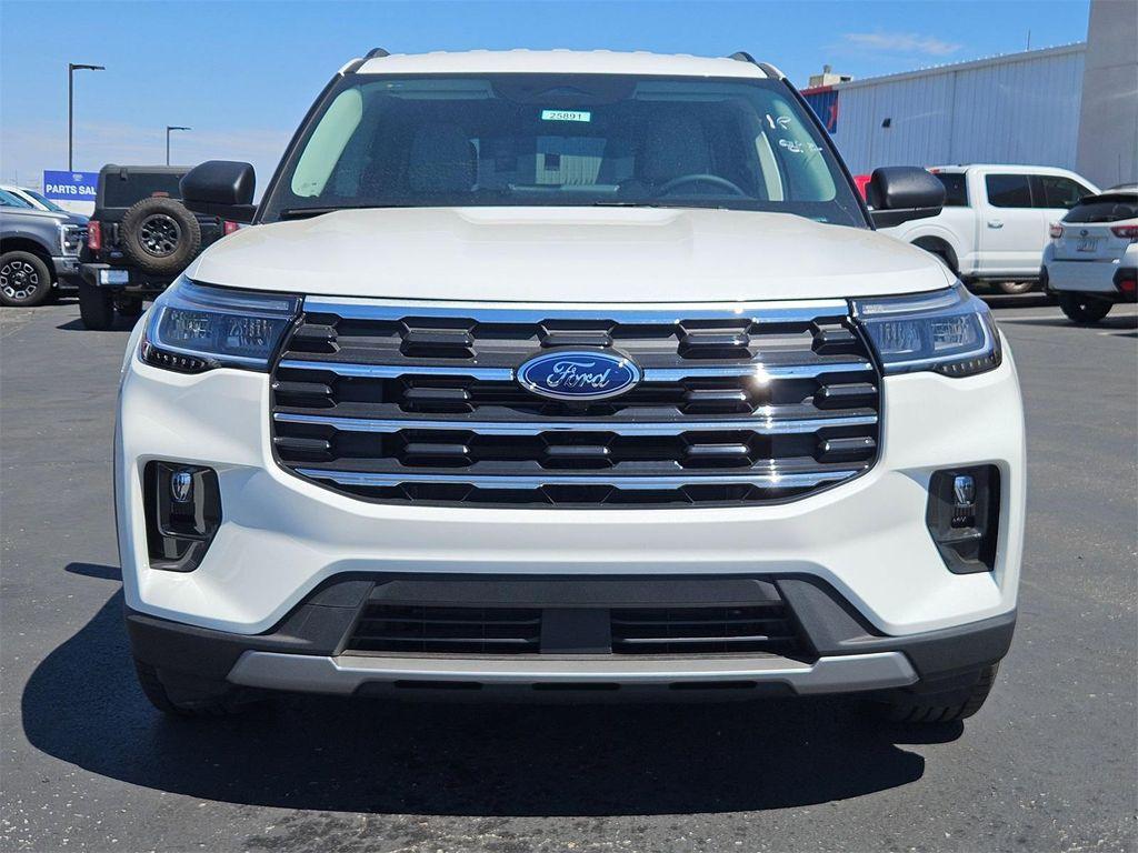 new 2025 Ford Explorer car, priced at $40,060
