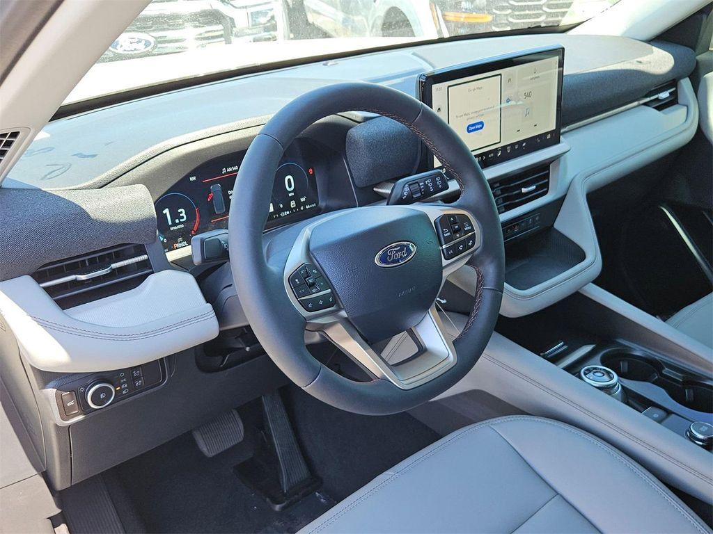 new 2025 Ford Explorer car, priced at $40,060