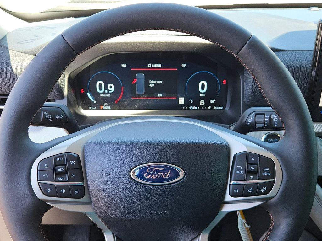 new 2025 Ford Explorer car, priced at $40,060