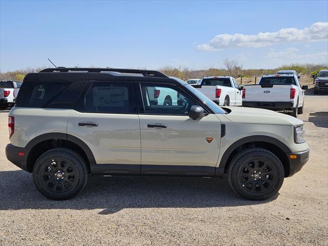 new 2025 Ford Bronco Sport car, priced at $38,302