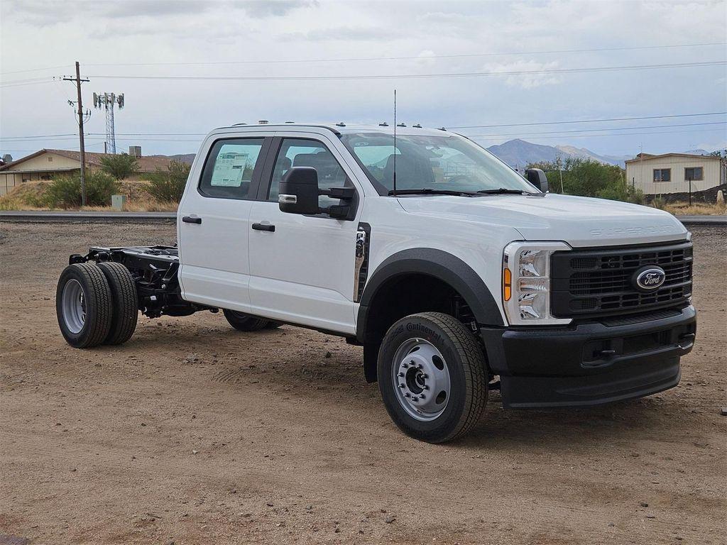 new 2025 Ford F-450 car, priced at $59,910