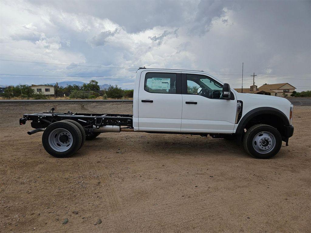 new 2025 Ford F-450 car, priced at $59,910