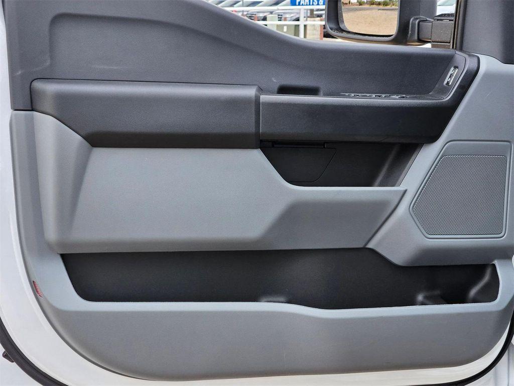 new 2025 Ford F-450 car, priced at $59,910