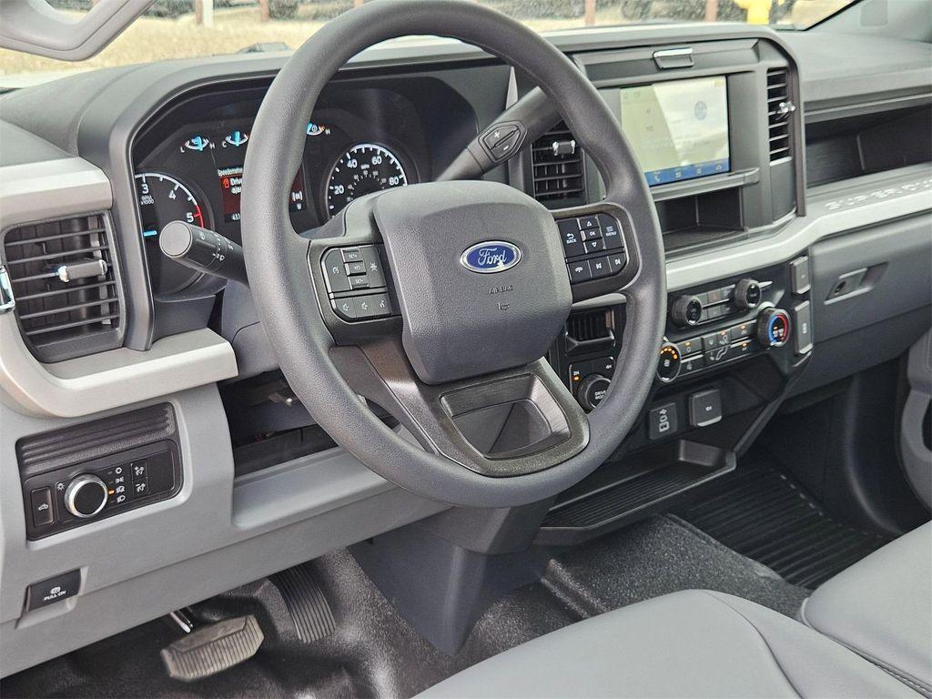 new 2025 Ford F-450 car, priced at $59,910