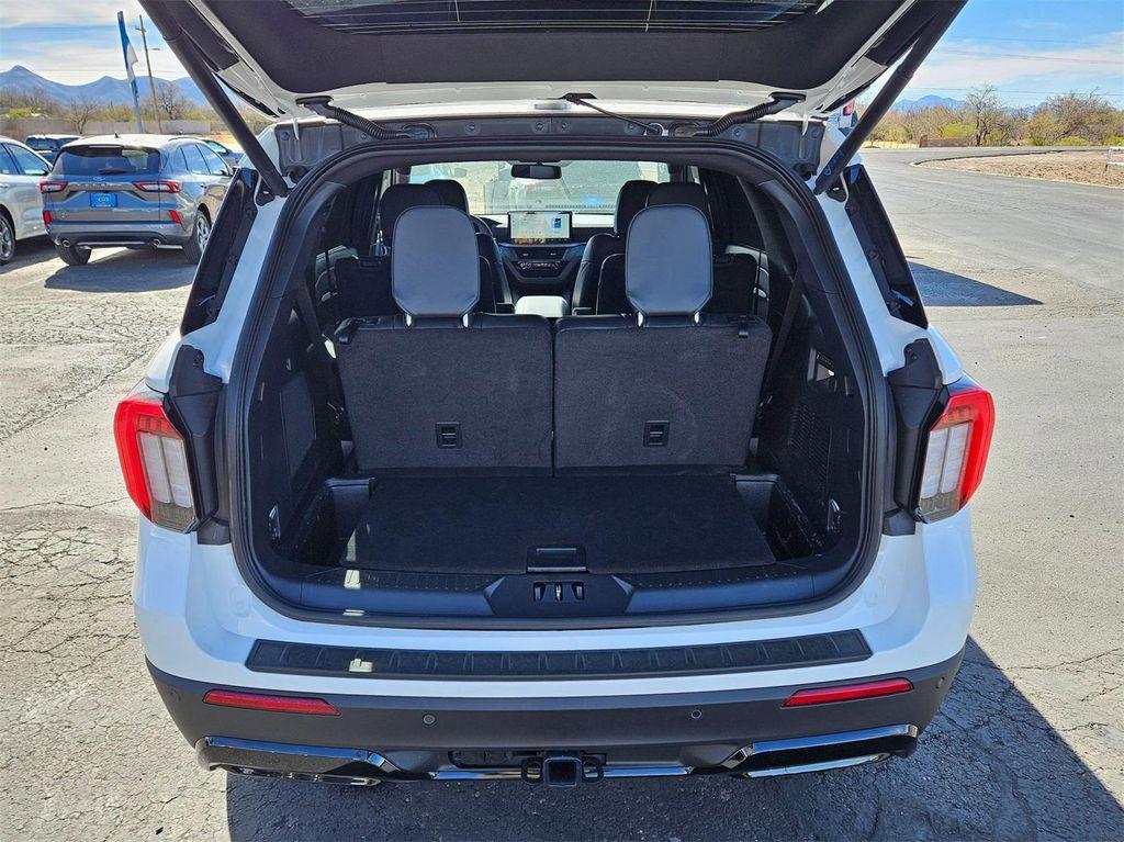 new 2025 Ford Explorer car, priced at $45,240
