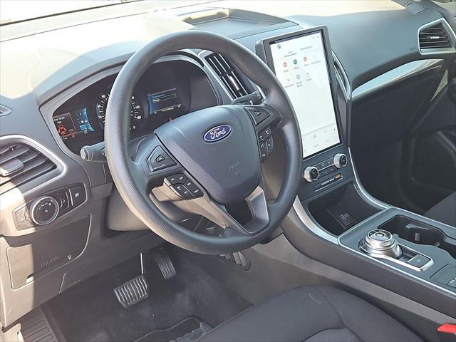 new 2024 Ford Edge car, priced at $30,320