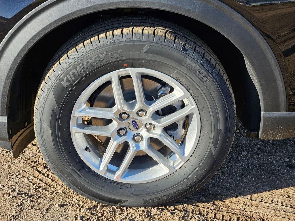 new 2025 Ford Explorer car, priced at $39,310