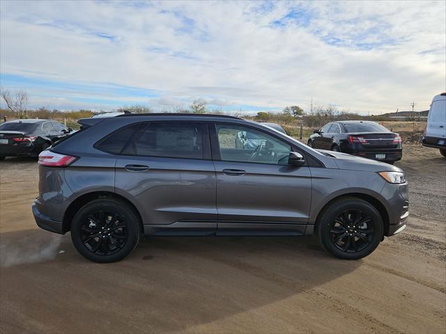 new 2024 Ford Edge car, priced at $29,920