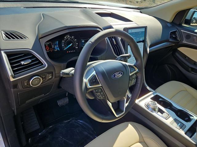 new 2024 Ford Edge car, priced at $33,010