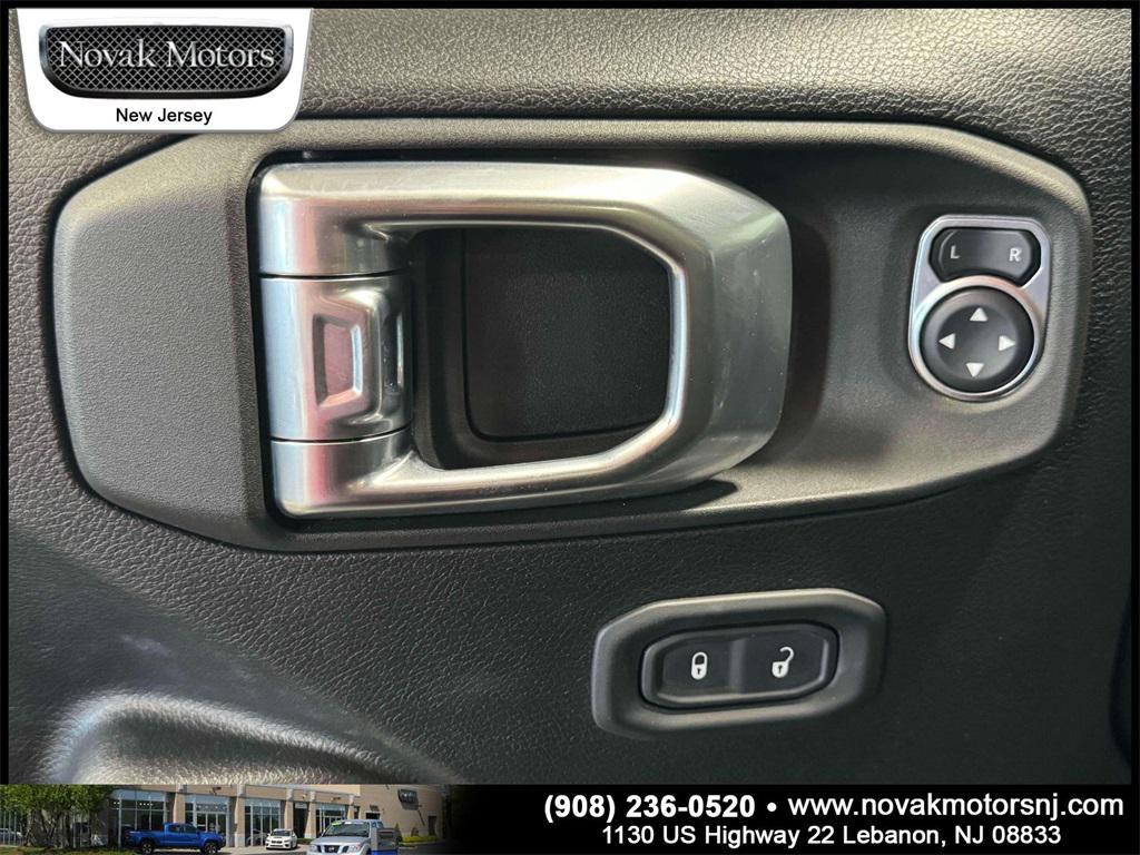 used 2021 Jeep Gladiator car, priced at $30,958