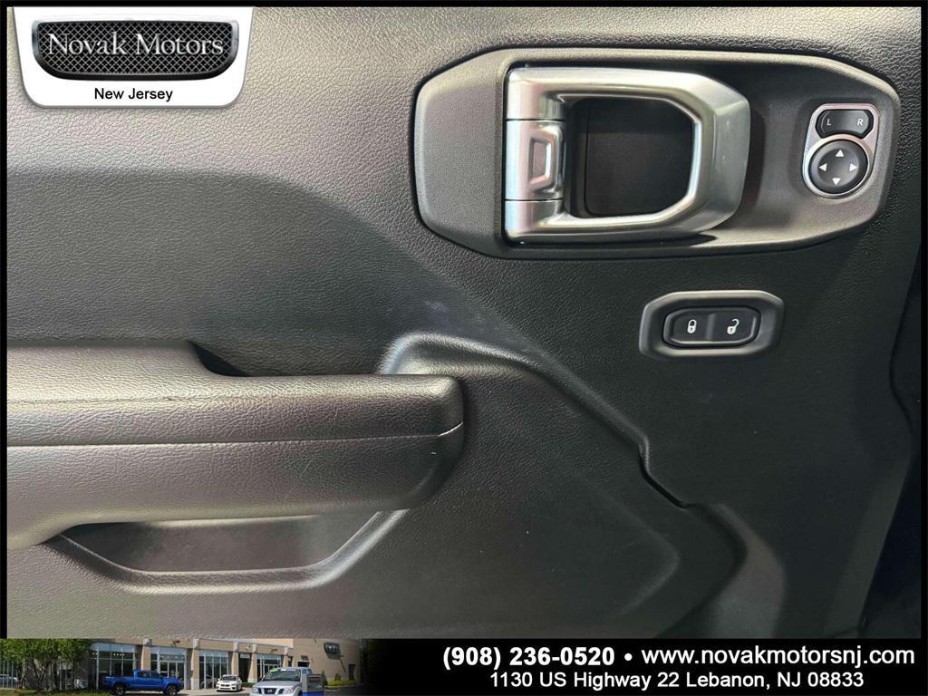 used 2021 Jeep Gladiator car, priced at $30,958