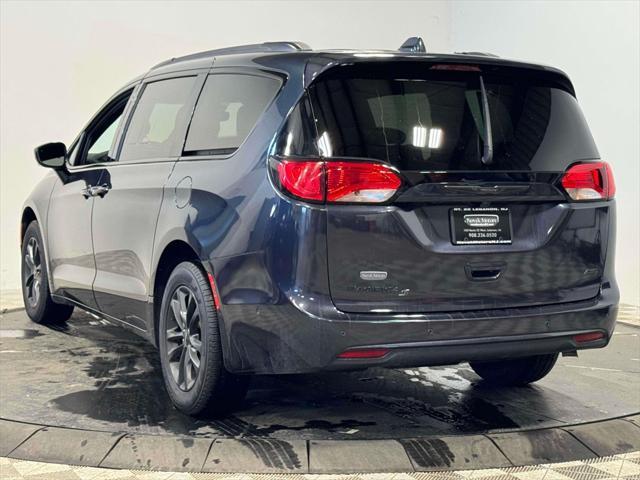 used 2020 Chrysler Pacifica car, priced at $28,999