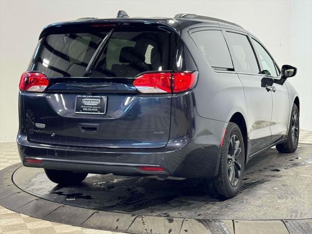 used 2020 Chrysler Pacifica car, priced at $28,999