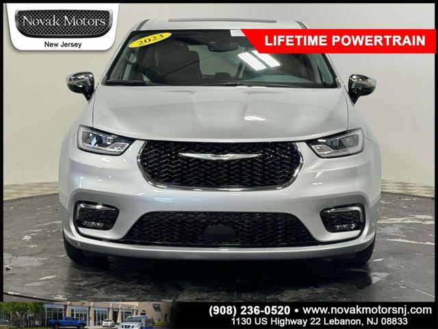 used 2023 Chrysler Pacifica Hybrid car, priced at $34,999