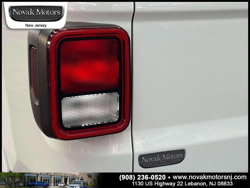 used 2022 Jeep Gladiator car, priced at $34,488