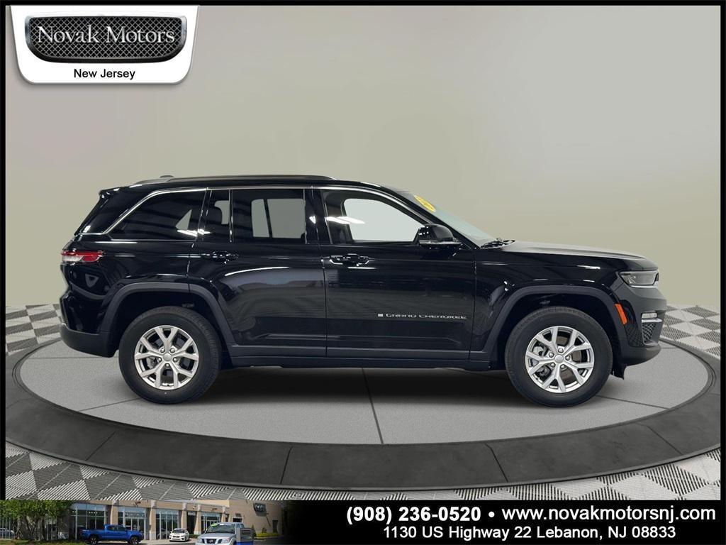 used 2022 Jeep Grand Cherokee car, priced at $31,948
