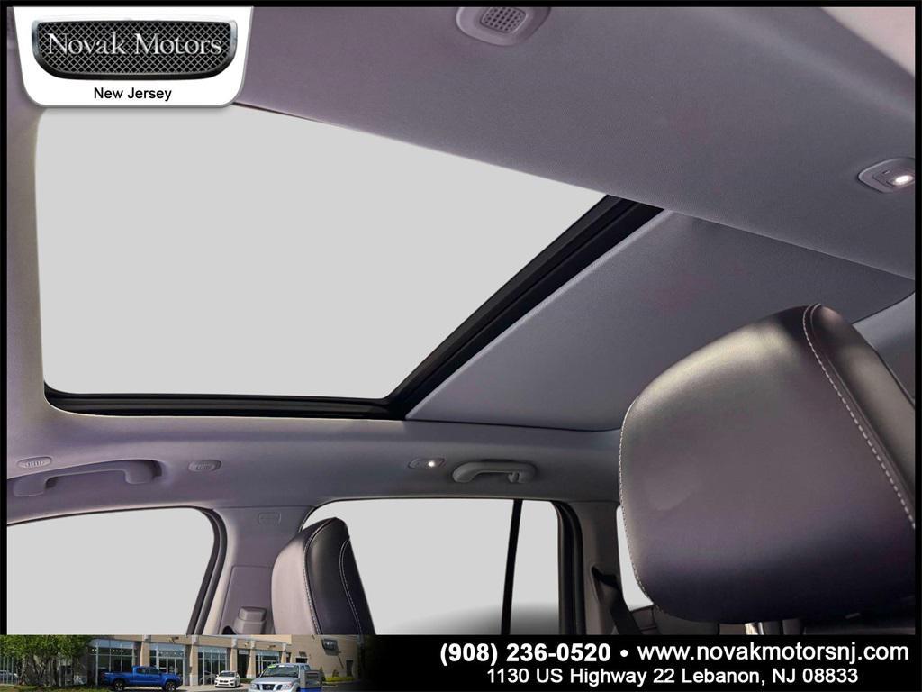 used 2022 Jeep Grand Cherokee car, priced at $31,948