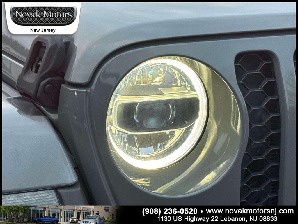 used 2022 Jeep Gladiator car, priced at $29,999