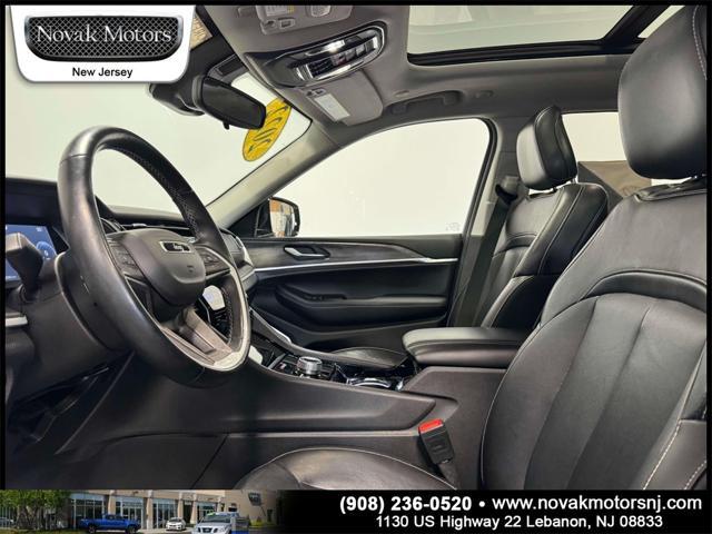 used 2022 Jeep Grand Cherokee car, priced at $33,888