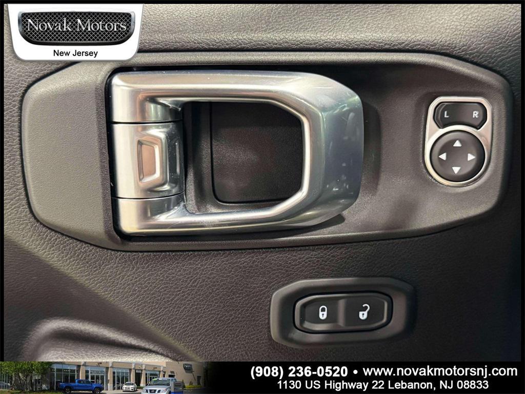 used 2022 Jeep Wrangler Unlimited car, priced at $32,488