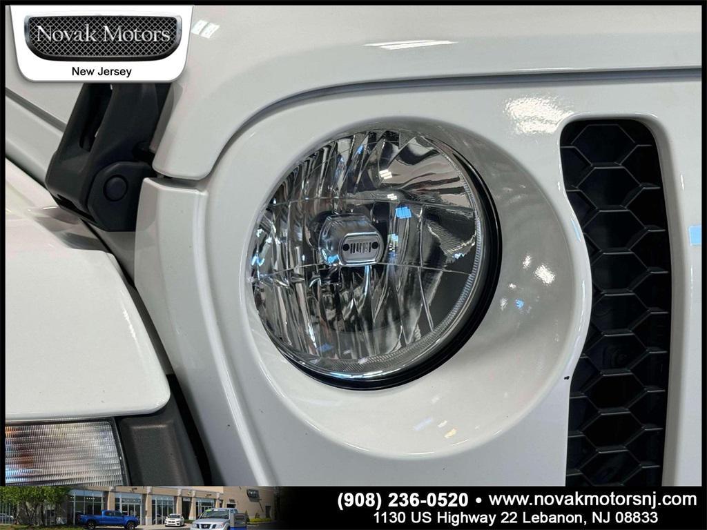 used 2022 Jeep Gladiator car, priced at $33,878