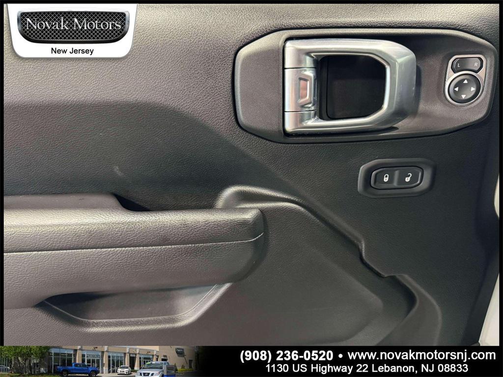 used 2022 Jeep Gladiator car, priced at $33,878