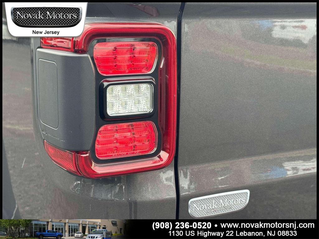 used 2022 Jeep Gladiator car, priced at $38,788