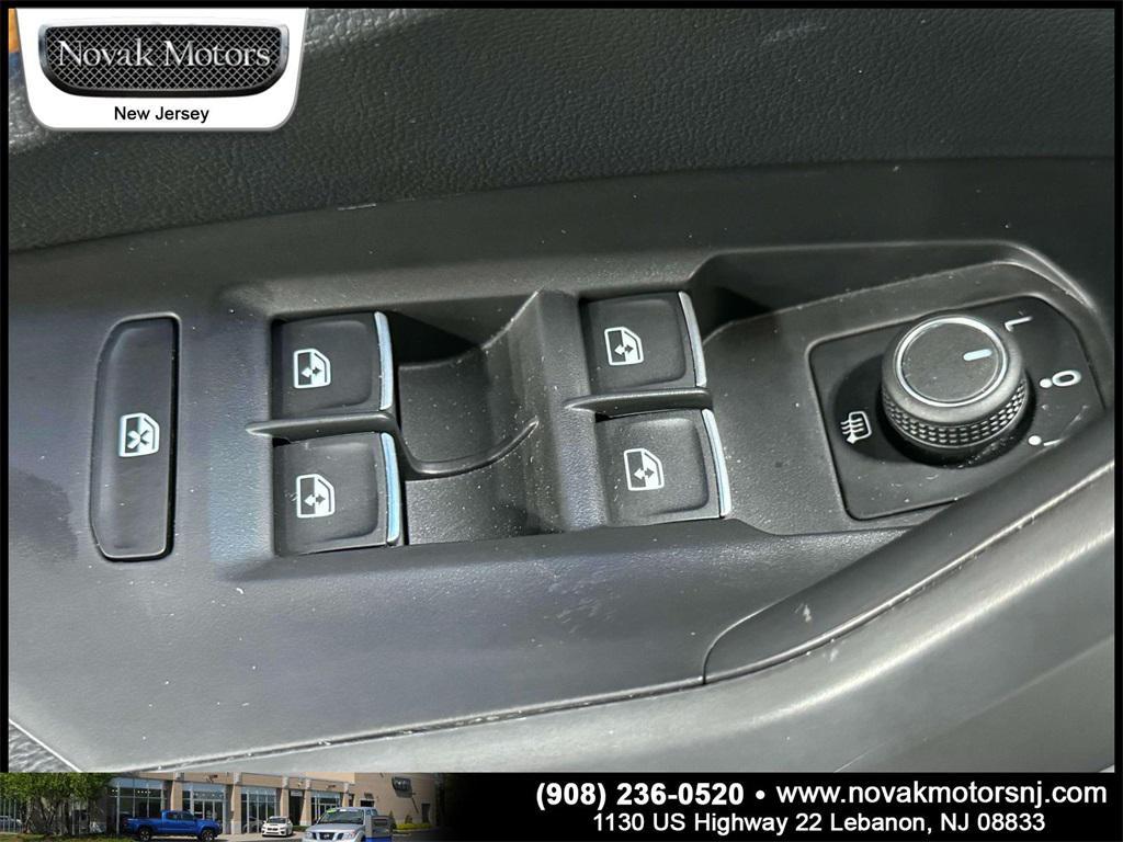 used 2022 Volkswagen Jetta car, priced at $25,478