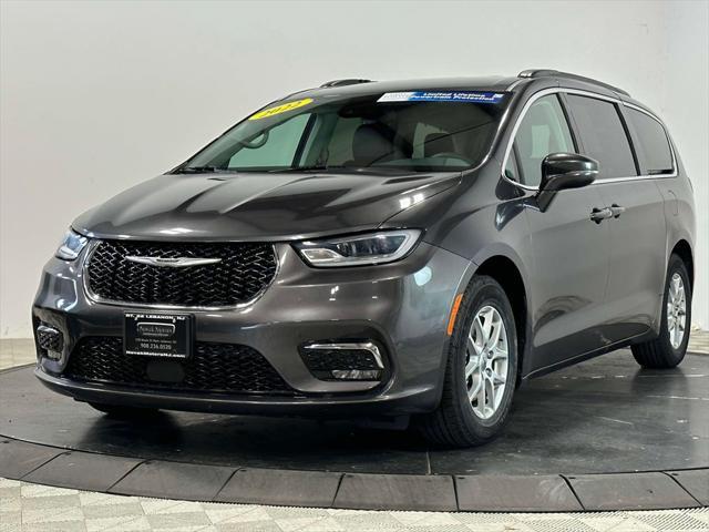 used 2022 Chrysler Pacifica car, priced at $26,588