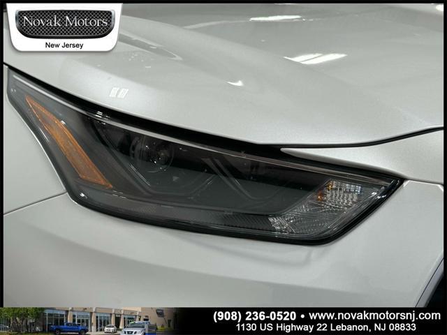 used 2022 Toyota Highlander Hybrid car, priced at $41,988