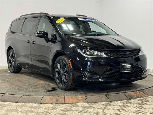 used 2020 Chrysler Pacifica car, priced at $25,999